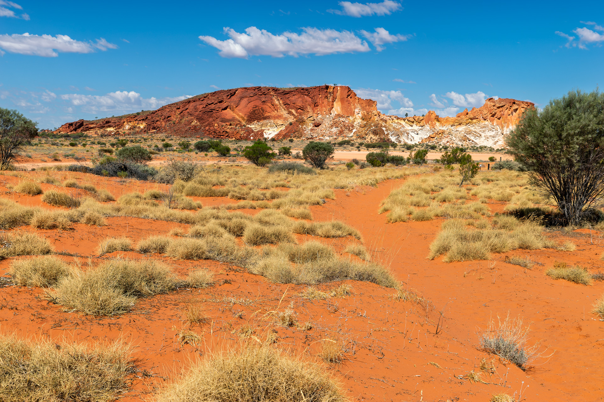 Rainbow Valley Conservation Reserve